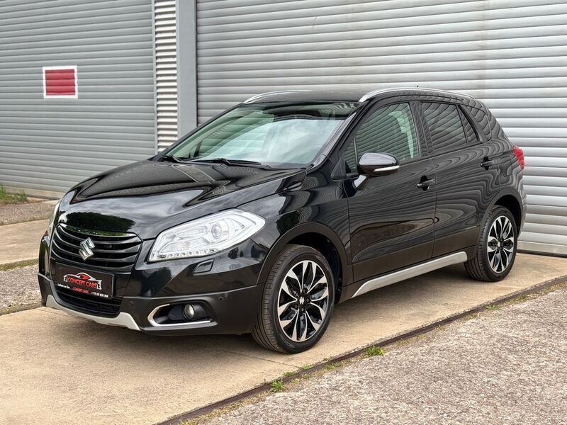Schwarz Gebraucht 2015 Suzuki SX4 S-Cross SUV | 8.990 € (Guter Preis) - Bild 1/4