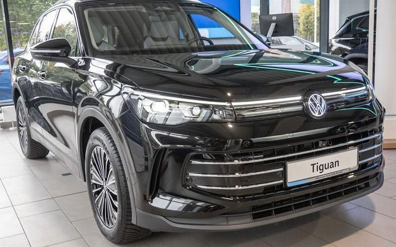 Neu VW Tiguan Elegance 150 PS (110 kW) 2025 Schwarz SUV