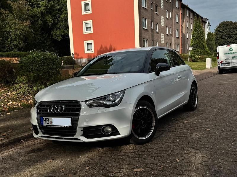 Weiß Gebraucht 2014 Audi A1 Kleinwagen | 10.000 € (Fairer Preis) - Bild 1/4