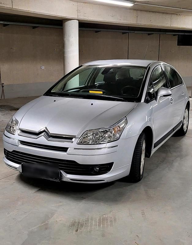 Silber Gebraucht 2008 Citroën C4 Exclusive Limousine | 2.350 € (Guter Preis) - Bild 1/4