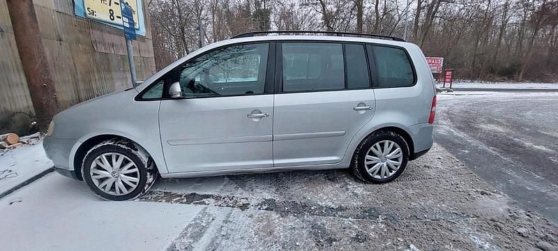 Gebraucht VW Touran 115 PS (84 kW) 2004 Silber Van / Kleinbus