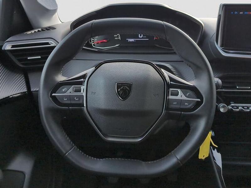 Gebraucht Peugeot 208 75 PS (55 kW) 2024 Weiss Kleinwagen