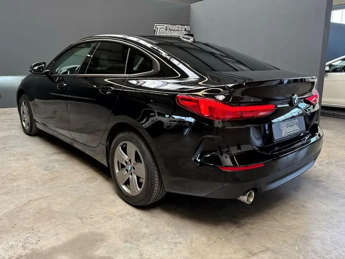 Gebraucht BMW 218 Gran Coupé Advantage 136 PS (100 kW) 2022 Schwarz Coupé