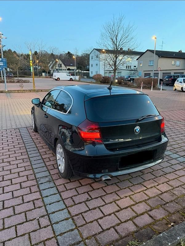 Gebraucht BMW 118 Coupé 143 PS (105 kW) 2009 Schwarz Coupé