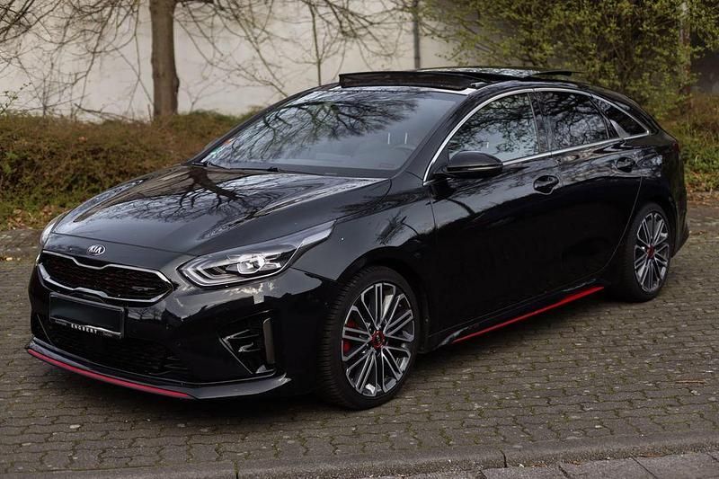 Gebraucht Kia ProCeed GT 204 PS (150 kW) 2021 Schwarz Kombi