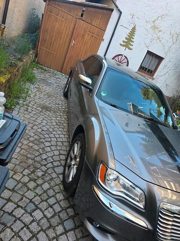 Gebraucht Lancia Thema 190 PS (139 kW) 2013 Grau Limousine