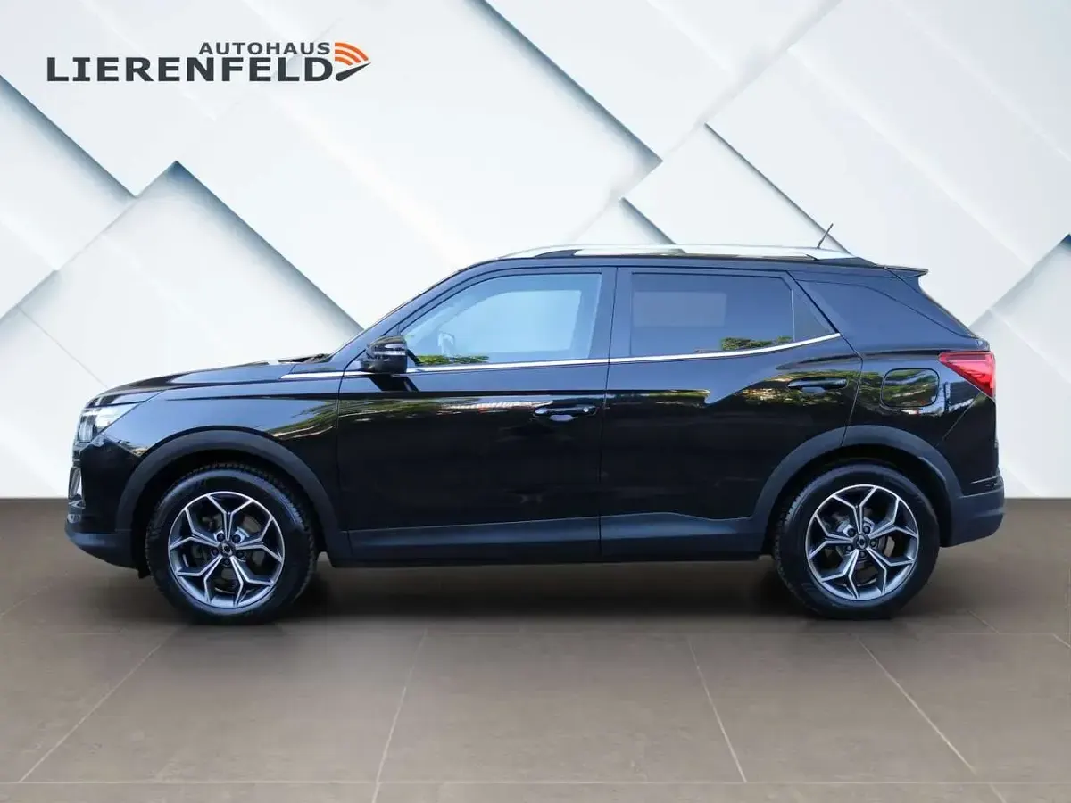 Gebraucht SsangYong Korando 136 PS (100 kW) 2022 Schwarz SUV