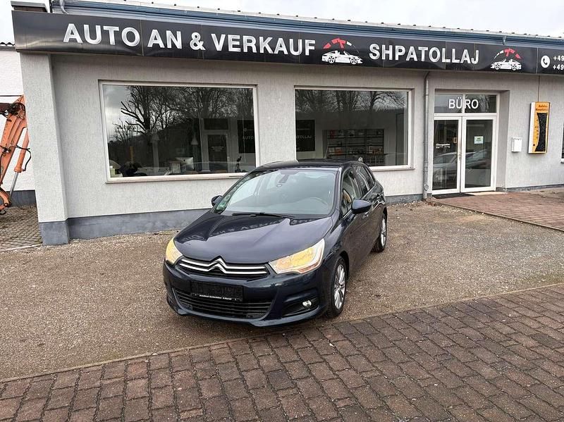 Gebraucht Citroën C4 Tendance 120 PS (88 kW) 2012 Lackierung bourrasque klarlack Kleinwagen