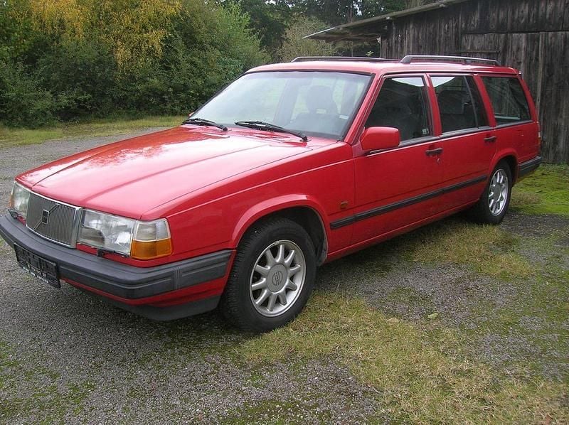Gebraucht Volvo 940 135 PS (99 kW) 1995 Rot Kombi