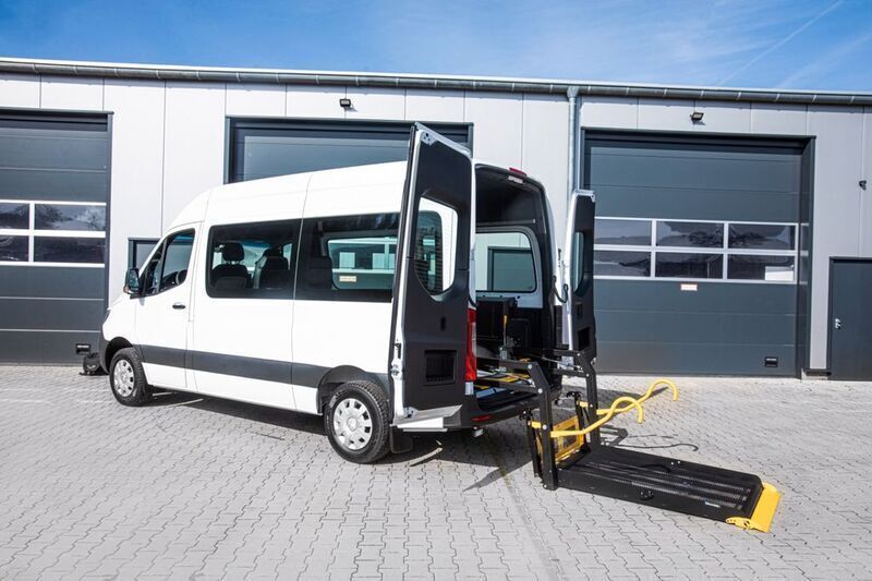 Weiß Neu 2024 Mercedes Sprinter Van | 67.616 € - Bild 1/4