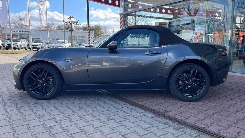 Używany Mazda MX5 Selection 132 KM (97 kW) 2022 Szary Kabriolet