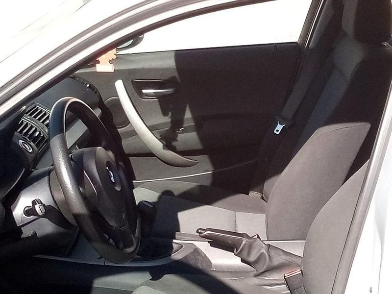 Gebraucht BMW 116 116 PS (85 kW) 2008 Silber Kleinwagen