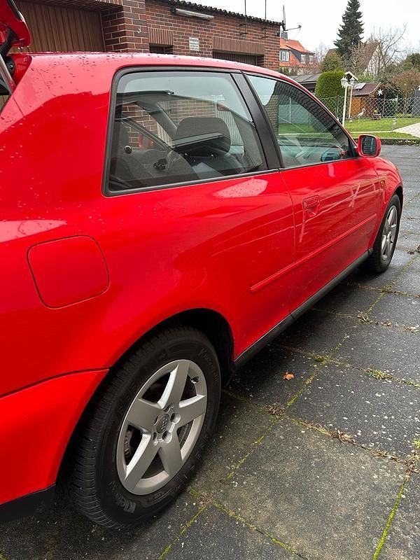 Gebraucht Audi A3 101 PS (74 kW) 1997 Rot Kleinwagen