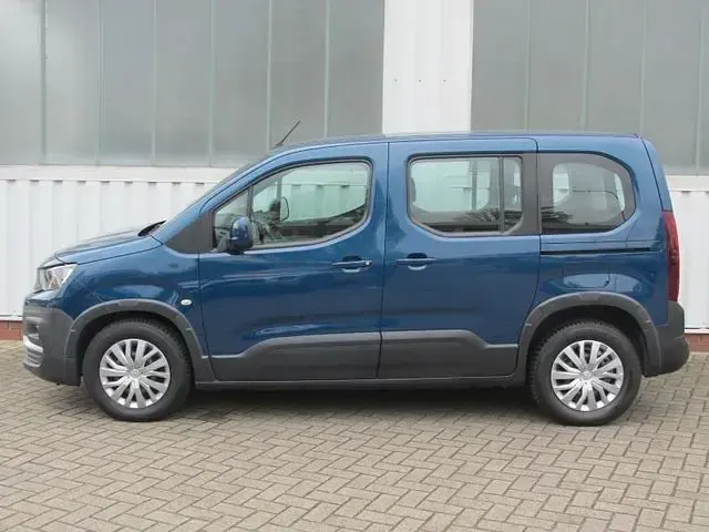 Gebraucht Peugeot Rifter Active 102 PS (75 kW) 2020 Blau Van / Kleinbus