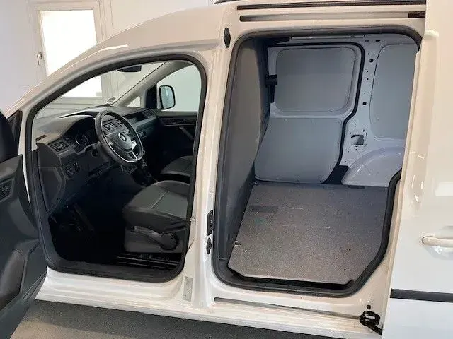 Gebraucht VW Caddy 102 PS (75 kW) 2018 Candyweiß Van / Kleinbus