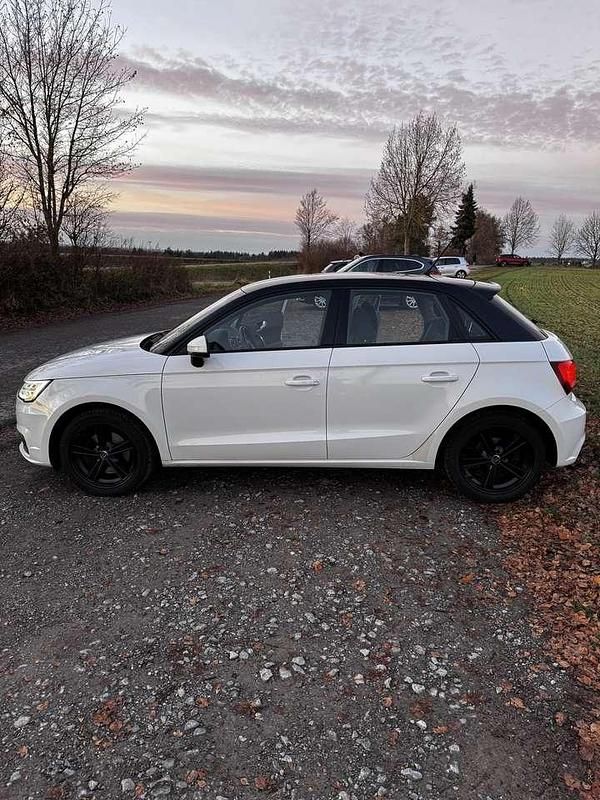 Gebraucht Audi A1 Sport 125 PS (91 kW) 2016 Weiß Kleinwagen