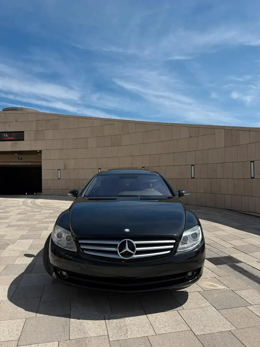 Gebraucht Mercedes CL500 387 PS (284 kW) 2008 Schwarz Coupé