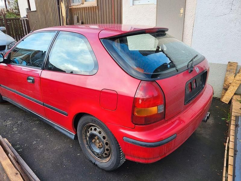 Gebraucht Honda Civic S 90 PS (66 kW) 1997 Rot Limousine