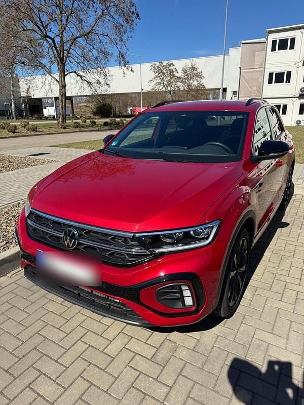 Rot Gebraucht 2024 VW T-Roc R-line SUV | 27.850 € (Guter Preis) - Bild 1/4