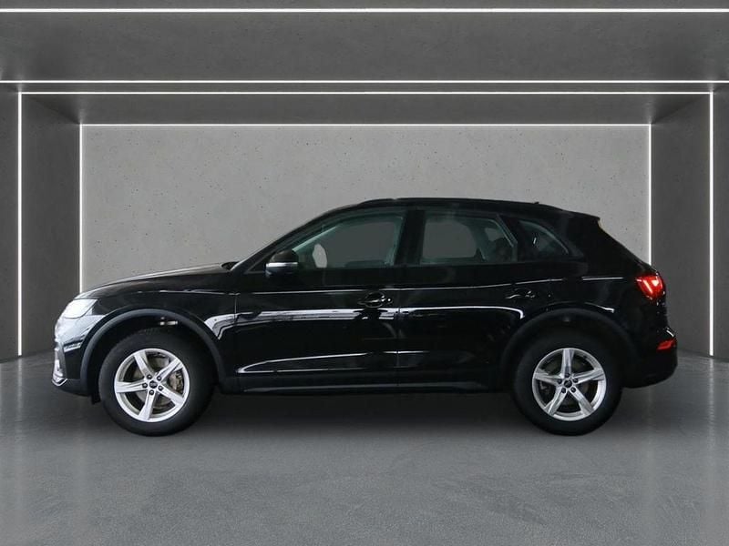 Second-hand Audi Q5 Basis 204 CP (150 kW) 2025 Negru SUV