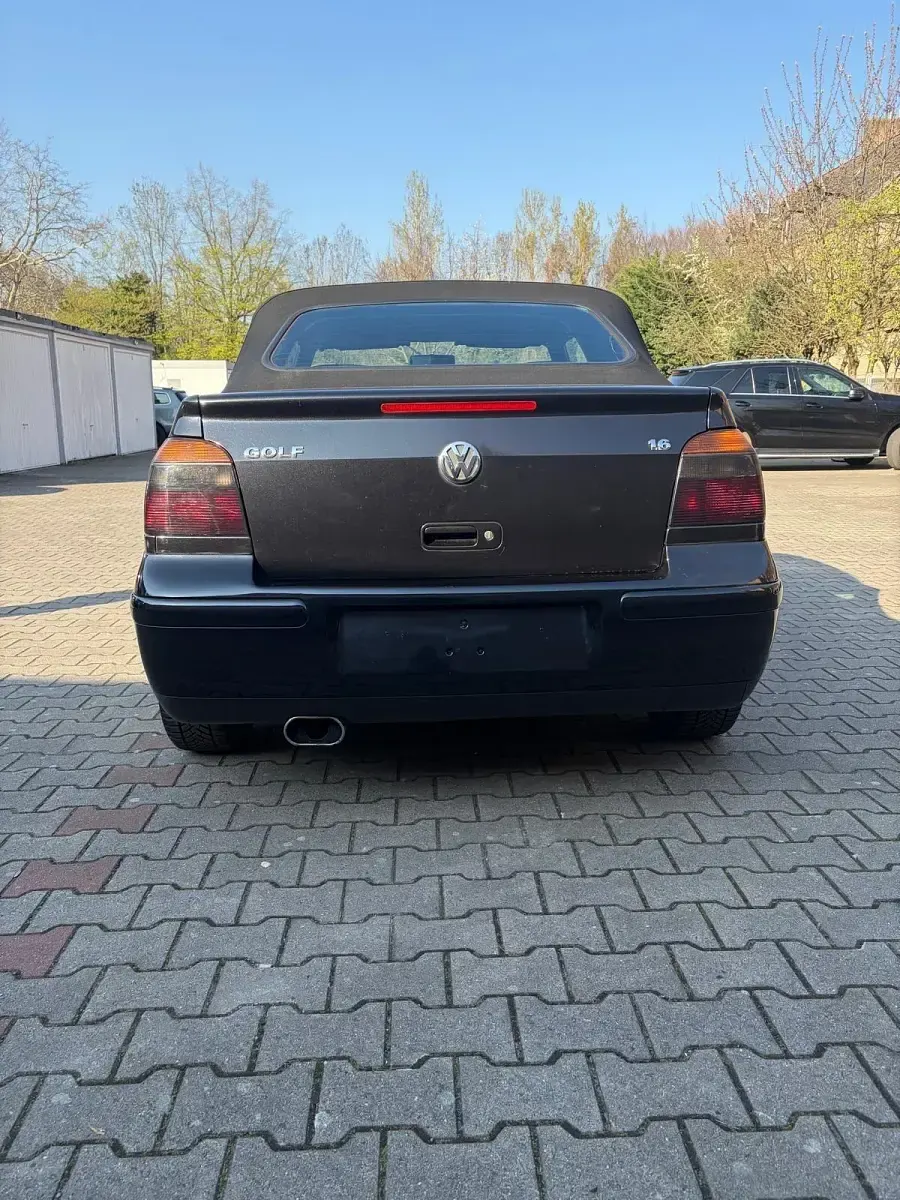 Gebraucht VW Golf 101 PS (74 kW) 2000 Schwarz Cabrio