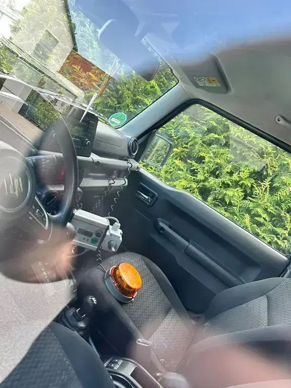 Gebraucht Suzuki Jimny 102 PS (75 kW) 2019 Grau SUV