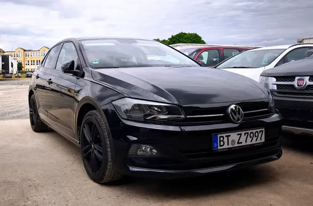 Gebraucht VW Polo IQ Drive 80 PS (58 kW) 2019 Schwarz Kleinwagen