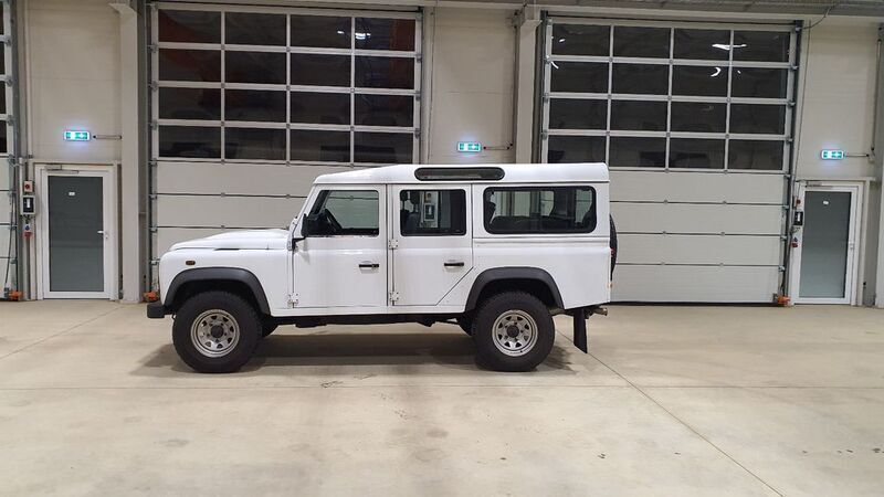 Weiß Gebraucht 2012 Land Rover Defender SUV | 39.900 € (Guter Preis) - Bild 1/4