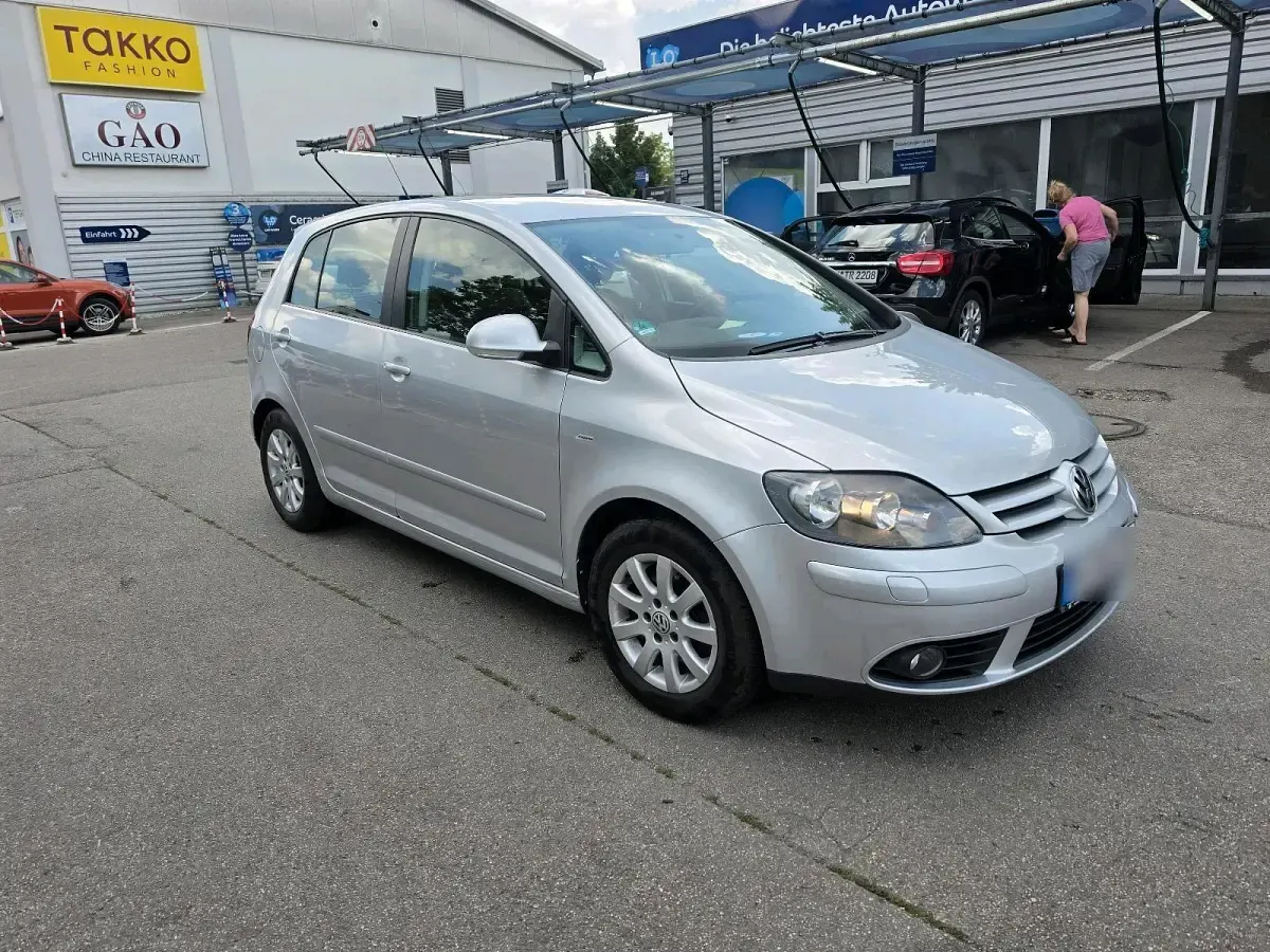 Gebraucht VW Golf V 115 PS (84 kW) 2008 Silber Kleinwagen