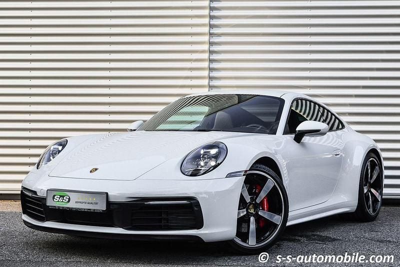 Weiß Gebraucht 2022 Porsche 911 Carrera S Chrono Coupé | 131.800 € (Guter Preis) - Bild 1/4