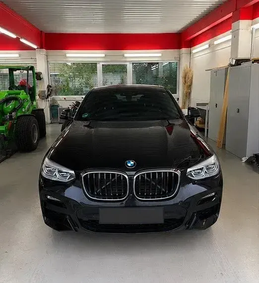 Gebraucht BMW X4 M Sport 190 PS (139 kW) 2020 Schwarz SUV