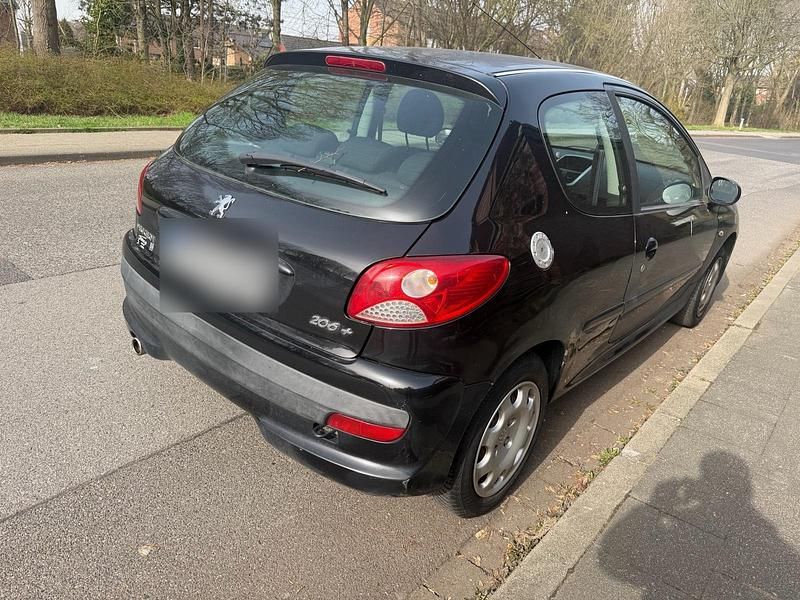 Gebraucht Peugeot 206 75 PS (55 kW) 2009 Schwarz Kleinwagen