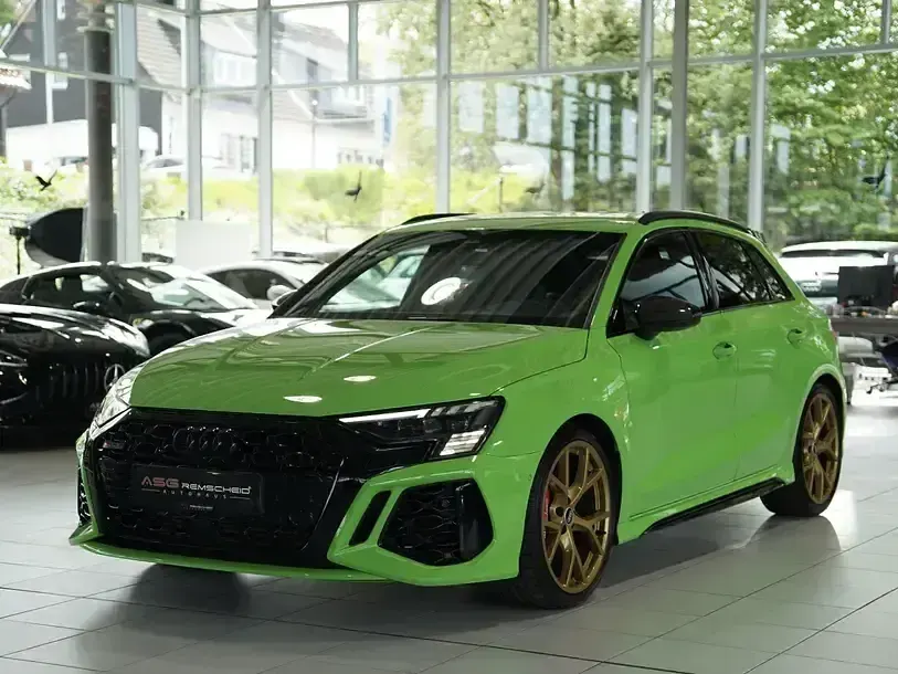 Gebraucht Audi RS3 Sport 400 PS (294 kW) 2022 Grün Limousine