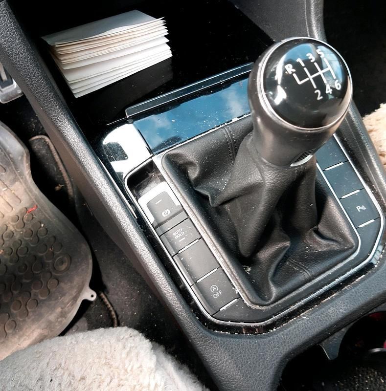 Second-hand VW Golf Comfortline 2016 Portocaliu SUV