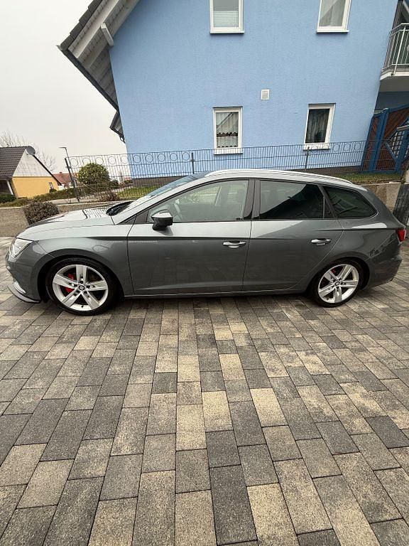 Gebraucht Seat Leon ST FR 125 PS (91 kW) 2018 Grau Kombi