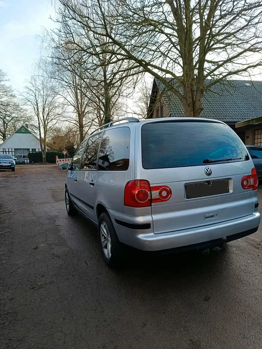 Gebraucht VW Sharan 140 PS (102 kW) 2007 Grau Van / Kleinbus