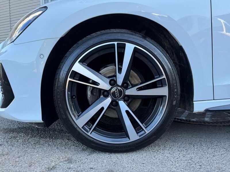 Gebraucht Audi A3 S-Line 150 PS (110 kW) 2022 Gletscherweiß metallic Limousine