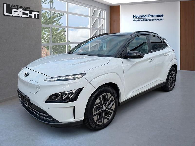 Weiß Gebraucht 2021 Hyundai Kona Trend SUV | 21.790 € (Fairer Preis) - Bild 1/4