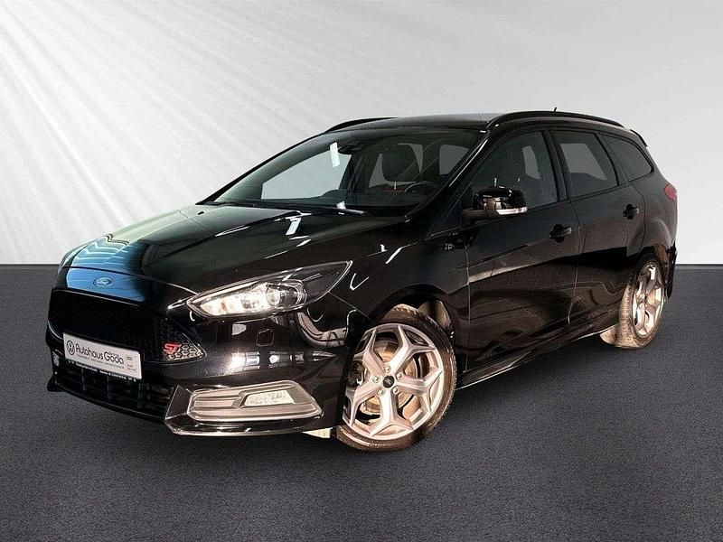 Gebraucht Ford Focus ST 250 PS (183 kW) 2018 Schwarz Kombi