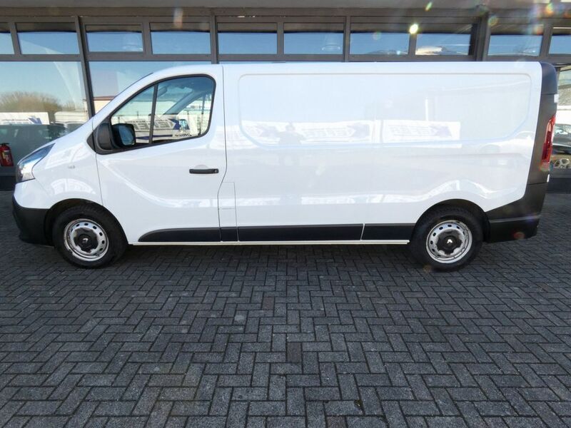 Gebraucht Renault Trafic 125 PS (91 kW) 2019 Weiß Van / Kleinbus