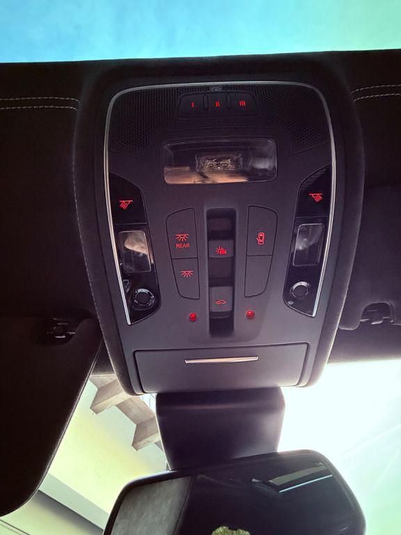 Second-hand Audi RS6 Exclusive 560 CP (411 kW) 2017 Alb Break