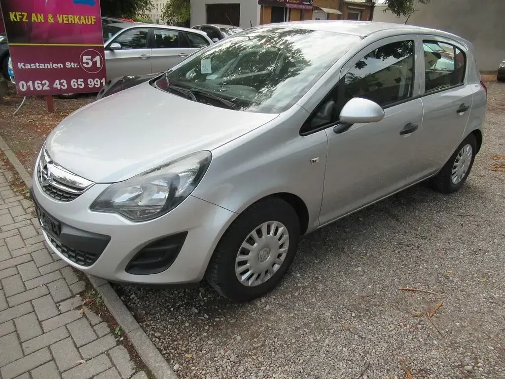 Gebraucht Opel Corsa Selection 69 PS (50 kW) 2014 Silber Kleinwagen