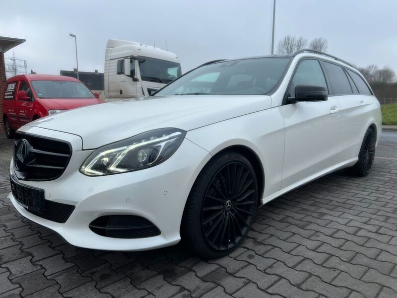 Weiß Gebraucht 2015 Mercedes E250 Avantgarde Kombi | 12.990 € (Guter Preis) - Bild 1/4