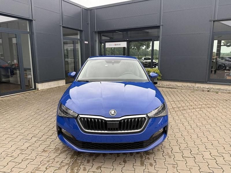 Używany Skoda Scala Cool Plus 110 KM (80 kW) 2021 Niebieski Hatchback