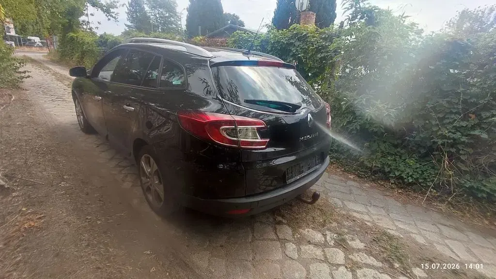 Gebraucht Renault Mégane III 106 PS (77 kW) 2011 Schwarz Limousine