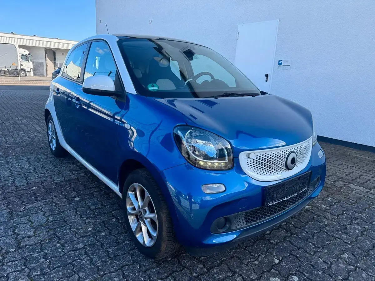Usata Smart ForFour Basis 90 CV (66 kW) 2015 Blu Utilitaria