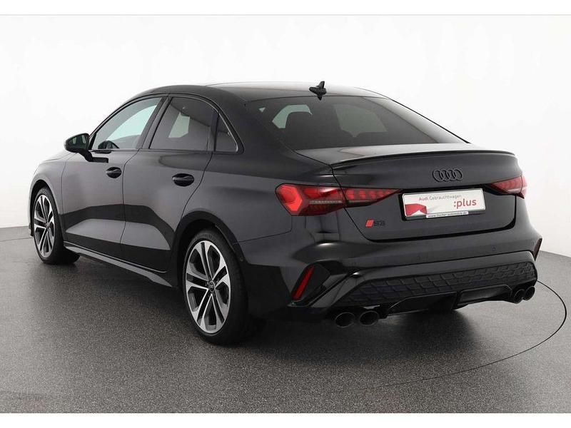 Gebraucht Audi S3 Sport 333 PS (244 kW) 2024 Mythosschwarz metallic Limousine