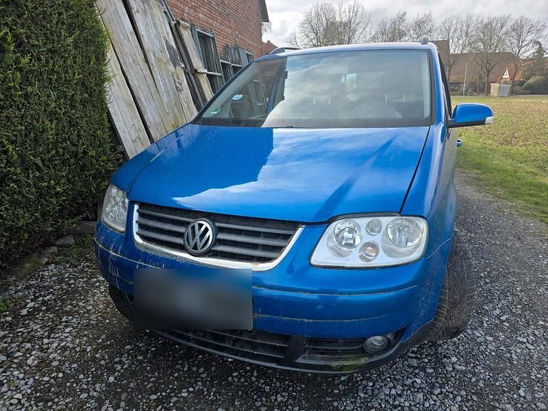 Gebraucht VW Touran 105 PS (77 kW) 2003 Blau Van / Kleinbus