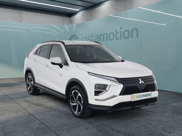 Weiß Gebraucht 2022 Mitsubishi Eclipse Cross Basis SUV | 24.770 € (Fairer Preis) - Bild 1/2