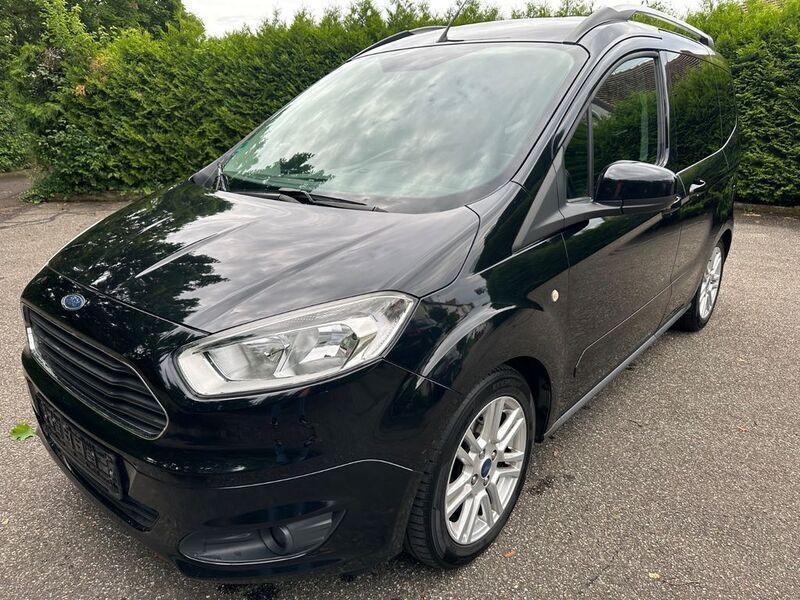 Schwarz Gebraucht 2015 Ford Tourneo Courier Van / Kleinbus | 7.490 € (Fairer Preis) - Bild 1/4
